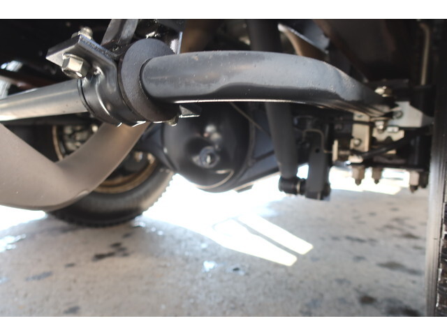 いすゞエルフ冷凍車（冷蔵車）小型（2t・3t）[写真19]