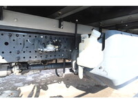 いすゞエルフ冷凍車（冷蔵車）小型（2t・3t）[写真24]