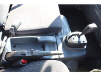 いすゞエルフ冷凍車（冷蔵車）小型（2t・3t）[写真34]