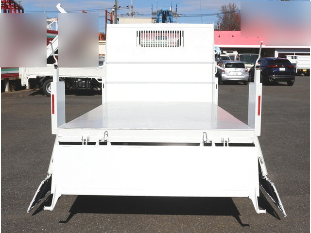 三菱ふそうキャンターダンプ小型（2t・3t）[写真15]