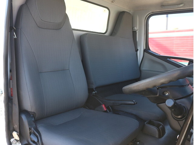 三菱ふそうキャンターダンプ小型（2t・3t）[写真20]