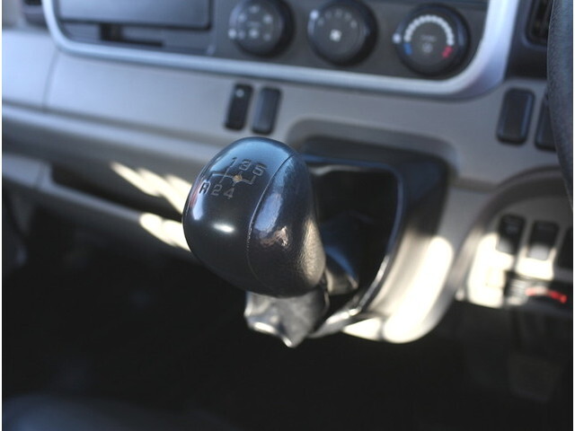 三菱ふそうキャンターダンプ小型（2t・3t）[写真24]