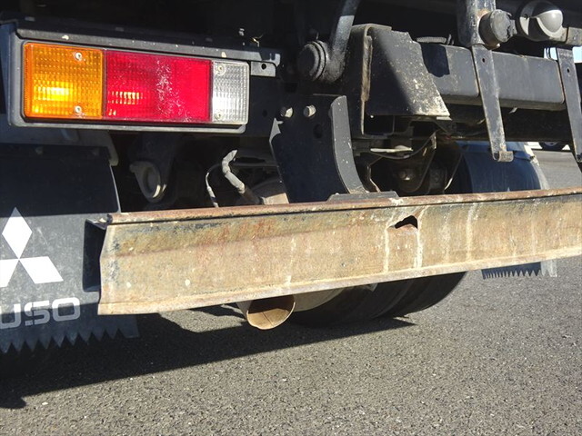 三菱ふそうキャンターダンプ小型（2t・3t）[写真19]