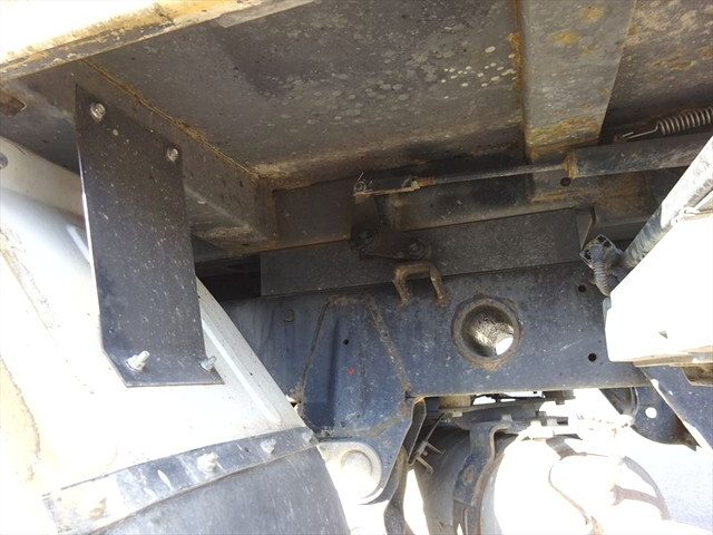 三菱ふそうキャンターダンプ小型（2t・3t）[写真06]