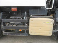 いすゞギガダンプ大型（10t）[写真15]