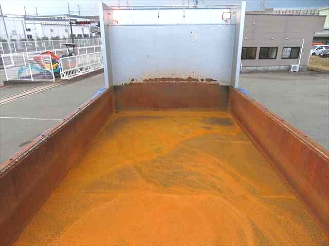 いすゞギガダンプ大型（10t）[写真40]