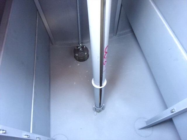 三菱ふそうキャンタータンク車（タンクローリー）小型（2t・3t）[写真16]