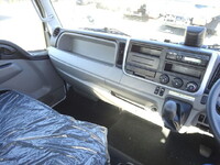 三菱ふそうキャンタータンク車（タンクローリー）小型（2t・3t）[写真21]