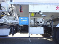 三菱ふそうキャンタータンク車（タンクローリー）小型（2t・3t）[写真07]