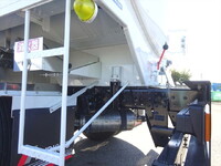 三菱ふそうキャンタータンク車（タンクローリー）小型（2t・3t）[写真08]