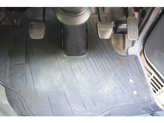 トヨタダイナ平ボディ小型（2t・3t）[写真26]