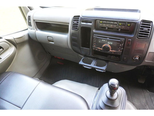 トヨタダイナ平ボディ小型（2t・3t）[写真27]