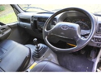 トヨタダイナ平ボディ小型（2t・3t）[写真38]