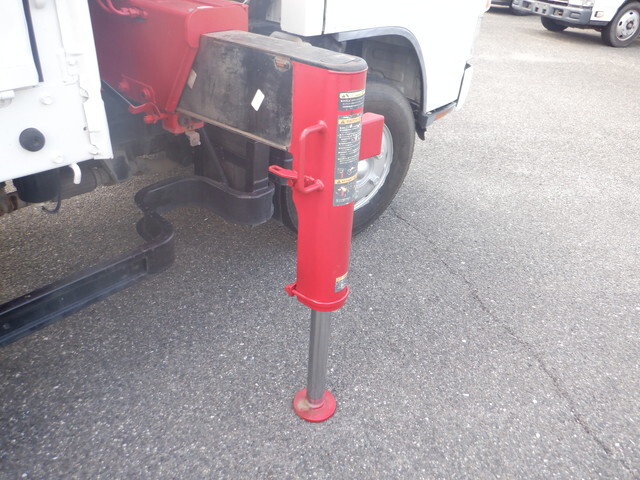 三菱ふそうキャンタークレーン3段小型（2t・3t）[写真10]