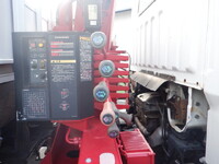 三菱ふそうキャンタークレーン3段小型（2t・3t）[写真12]