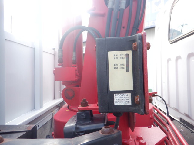 三菱ふそうキャンタークレーン3段小型（2t・3t）[写真12]