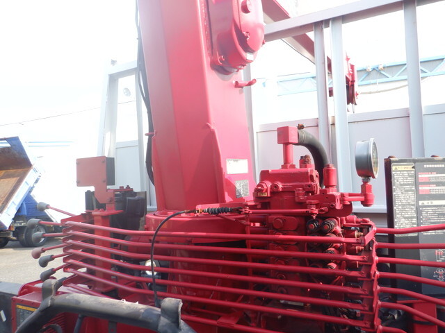 三菱ふそうキャンタークレーン3段小型（2t・3t）[写真19]