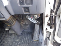 三菱ふそうキャンタークレーン3段小型（2t・3t）[写真35]