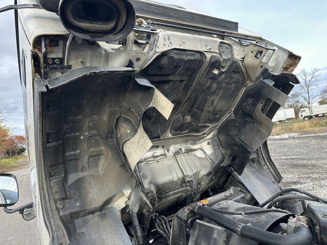 日産アトラスタンク車（タンクローリー）小型（2t・3t）[写真11]