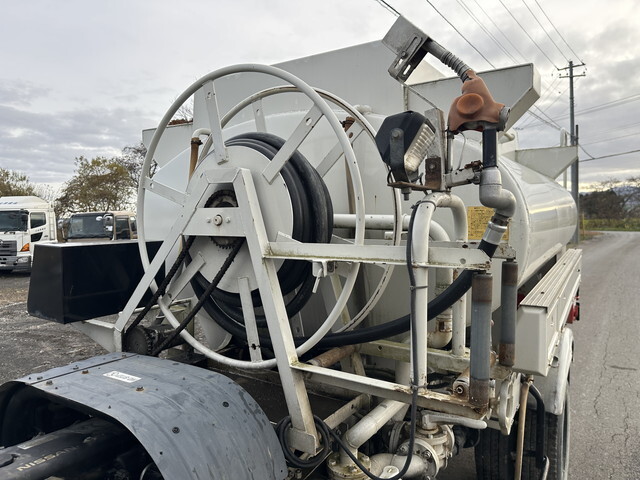 日産アトラスタンク車（タンクローリー）小型（2t・3t）[写真23]