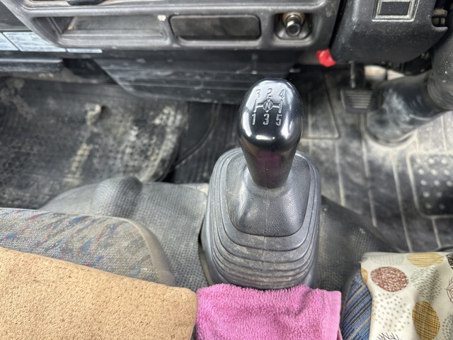 日産アトラスタンク車（タンクローリー）小型（2t・3t）[写真27]