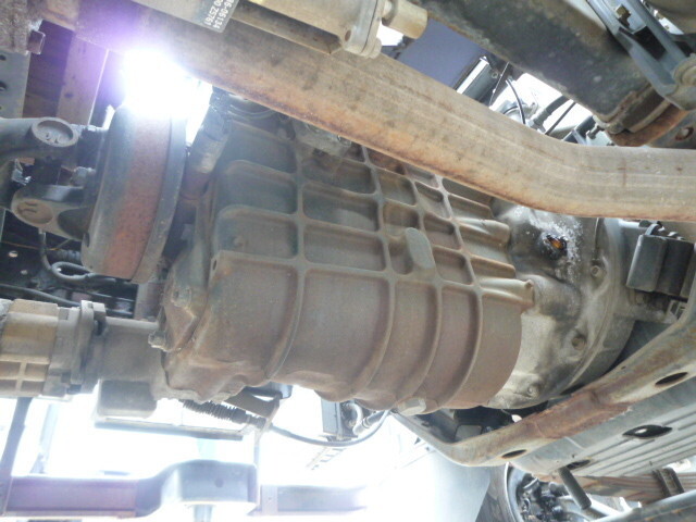 UDトラックスコンドルクレーン3段中型（4t）[写真22]