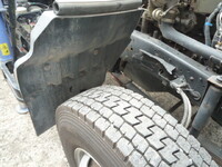 UDトラックスコンドルクレーン3段中型（4t）[写真26]