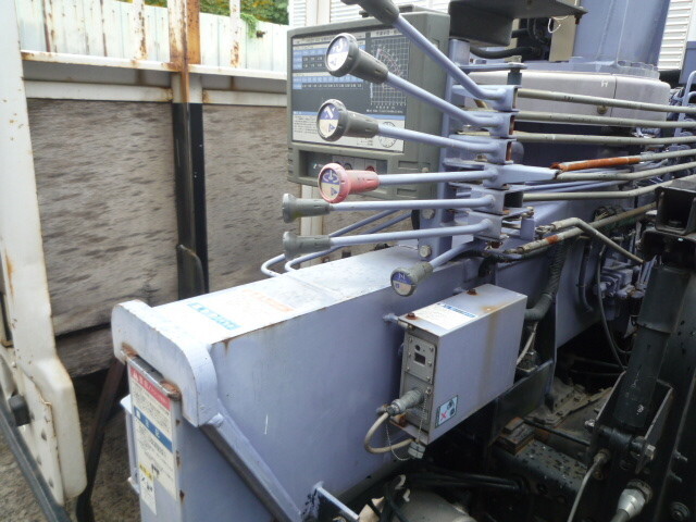 UDトラックスコンドルクレーン3段中型（4t）[写真28]