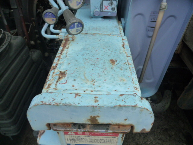 UDトラックスコンドルクレーン3段中型（4t）[写真32]