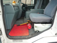 UDトラックスコンドルクレーン3段中型（4t）[写真08]