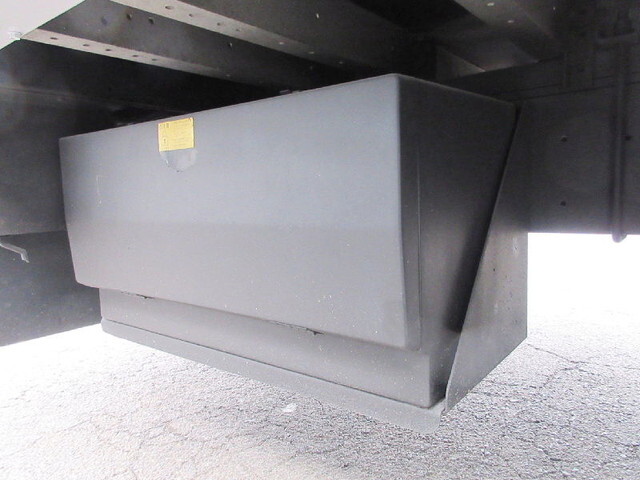 日野プロフィアアルミウイング大型（10t）[写真19]