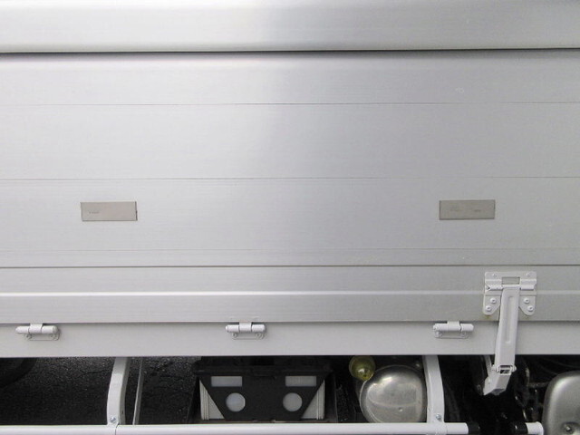 日野プロフィアアルミウイング大型（10t）[写真21]