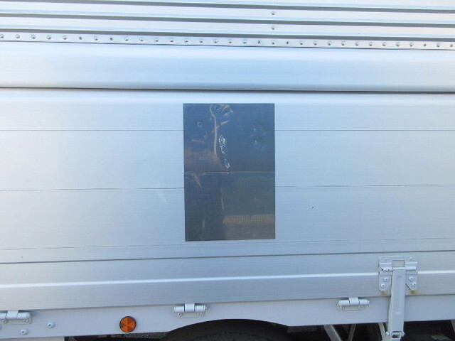 日野プロフィアアルミウイング大型（10t）[写真22]