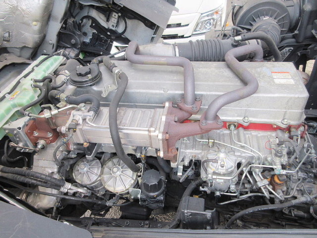 日野プロフィアアルミウイング大型（10t）[写真31]