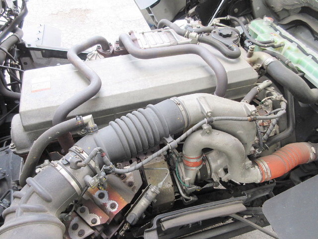 日野プロフィアアルミウイング大型（10t）[写真32]