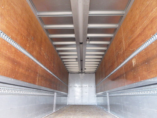 日野プロフィアアルミウイング大型（10t）[写真07]