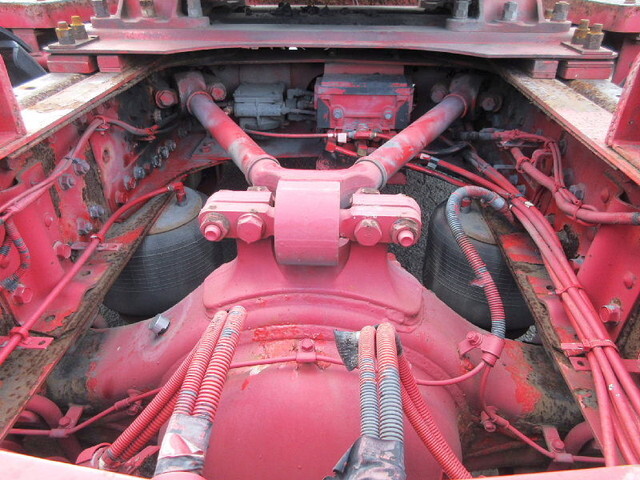 三菱ふそうスーパーグレートトレーラーヘッド（トラクターヘッド）大型（10t）[写真11]