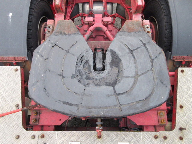 三菱ふそうスーパーグレートトレーラーヘッド（トラクターヘッド）大型（10t）[写真13]