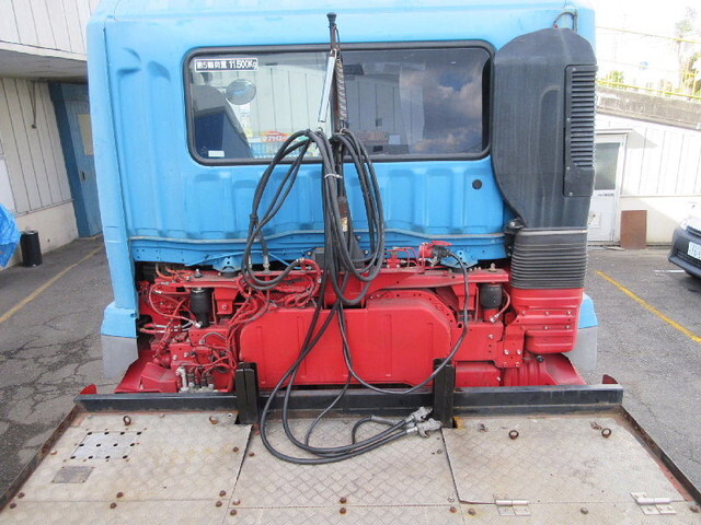 三菱ふそうスーパーグレートトレーラーヘッド（トラクターヘッド）大型（10t）[写真14]