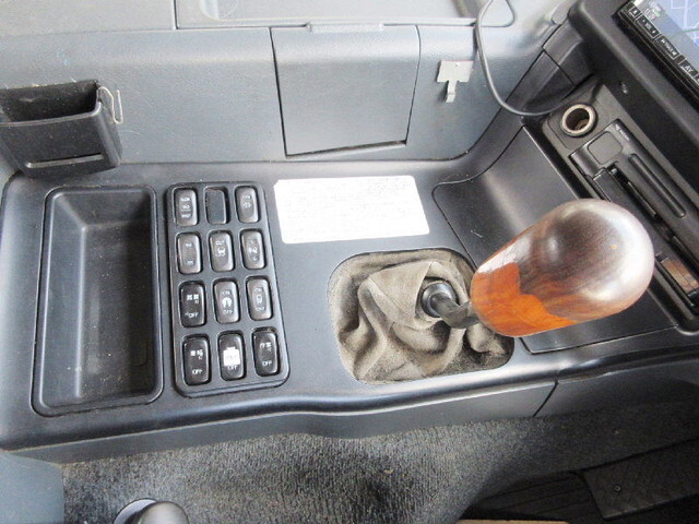 三菱ふそうスーパーグレートトレーラーヘッド（トラクターヘッド）大型（10t）[写真21]