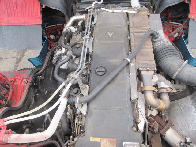 三菱ふそうスーパーグレートトレーラーヘッド（トラクターヘッド）大型（10t）[写真22]