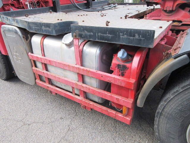 三菱ふそうスーパーグレートトレーラーヘッド（トラクターヘッド）大型（10t）[写真08]