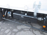 三菱ふそうキャンターアルミウイング小型（2t・3t）[写真11]