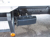 三菱ふそうキャンターアルミウイング小型（2t・3t）[写真15]