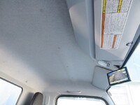 三菱ふそうキャンターアルミウイング小型（2t・3t）[写真22]