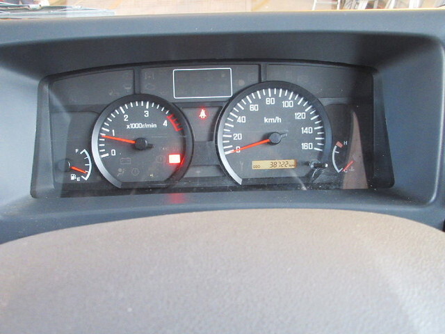 いすゞエルフセーフティローダー小型（2t・3t）[写真20]