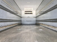 いすゞフォワード冷凍車（冷蔵車）中型（4t）[写真12]