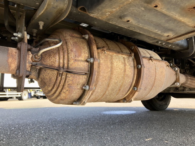 いすゞフォワード冷凍車（冷蔵車）中型（4t）[写真22]