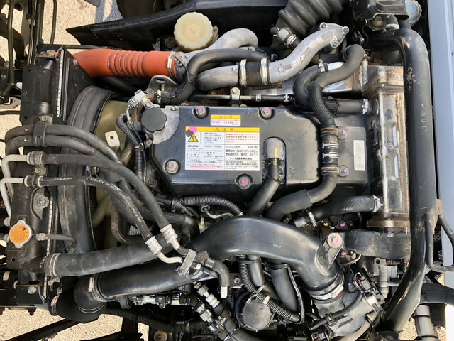 いすゞフォワード冷凍車（冷蔵車）中型（4t）[写真28]