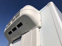 いすゞフォワード冷凍車（冷蔵車）中型（4t）[写真08]